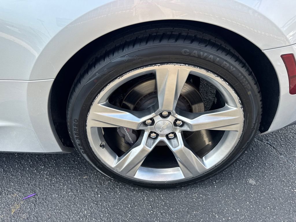 Used 2017 Chevrolet Camaro SS image 18