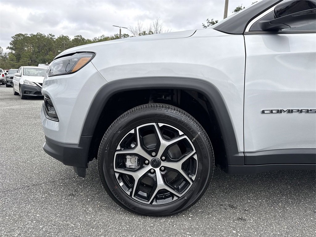 New 2026 Jeep Compass Limited w/ Sun, Sound & Navigation Group image 10