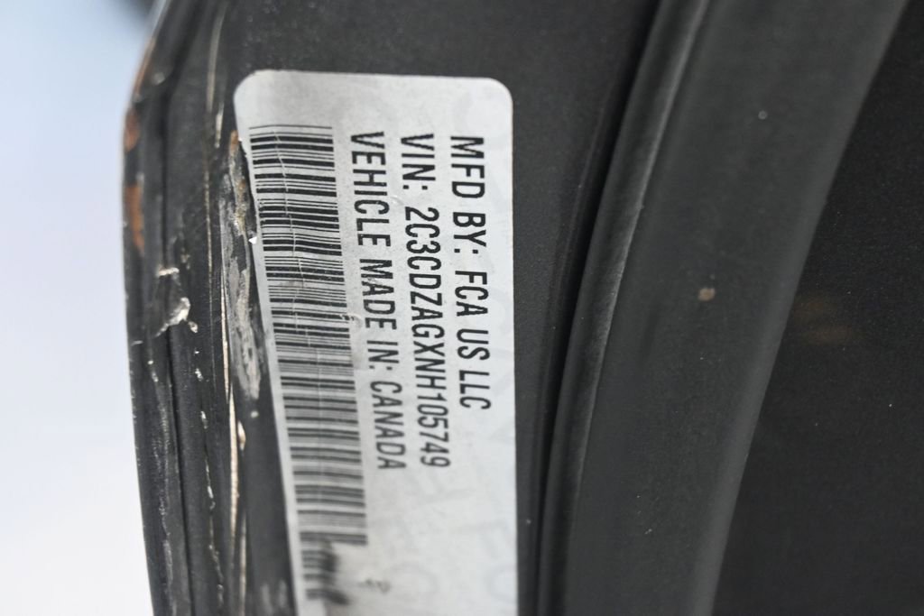 Used 2022 Dodge Challenger SXT w/ Driver Convenience Group RWD image 17
