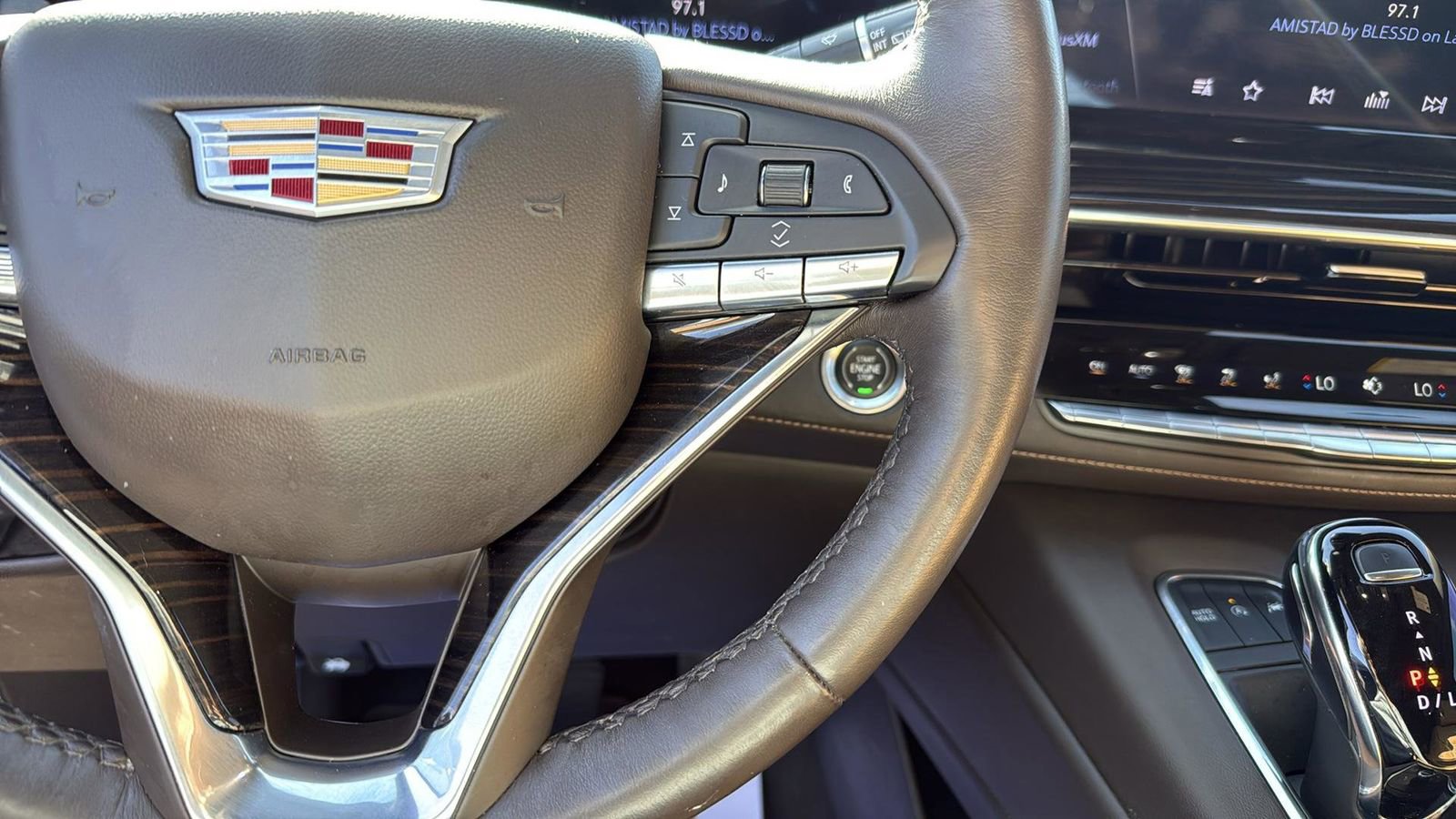 Used 2022 Cadillac Escalade ESV Sport w/ Touring Package image 16