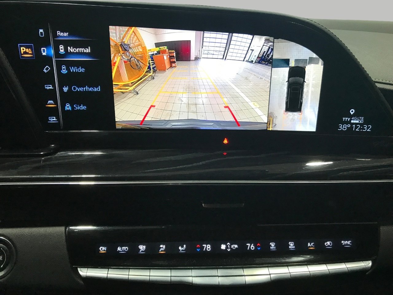 Used 2021 Cadillac Escalade Sport w/ Driver Assist Tech Package image 29