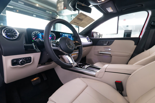 New 2026 Mercedes-Benz GLA 250 4MATIC image 4