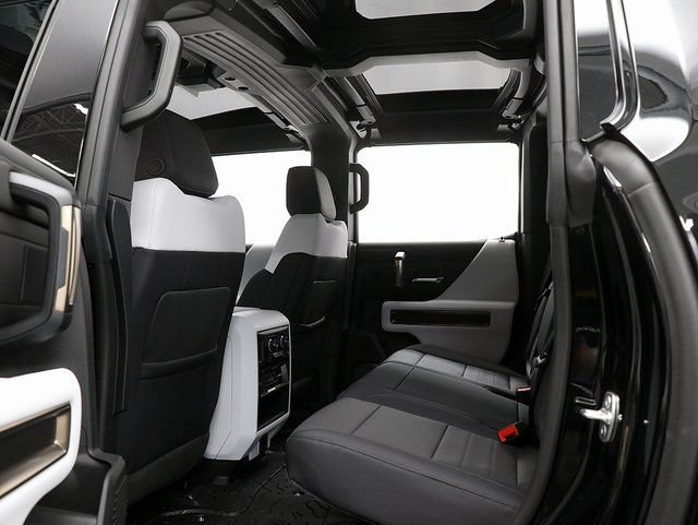 New 2025 GMC Hummer EV 2X AWD/4WD image 16