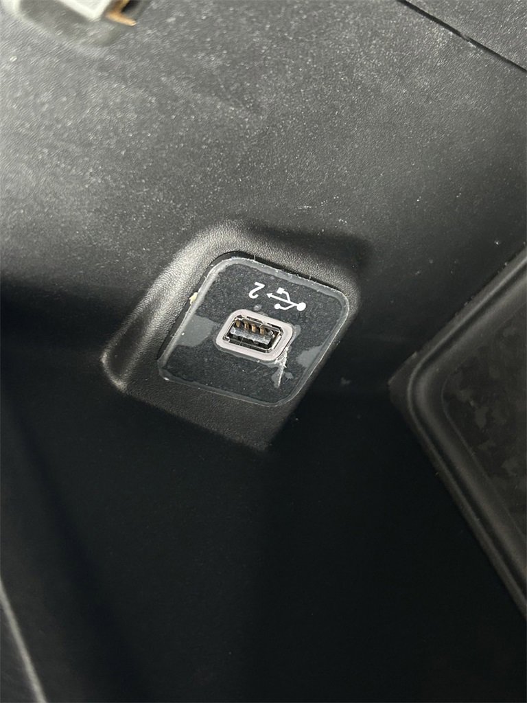 Used 2024 Jeep Wrangler Sport image 36