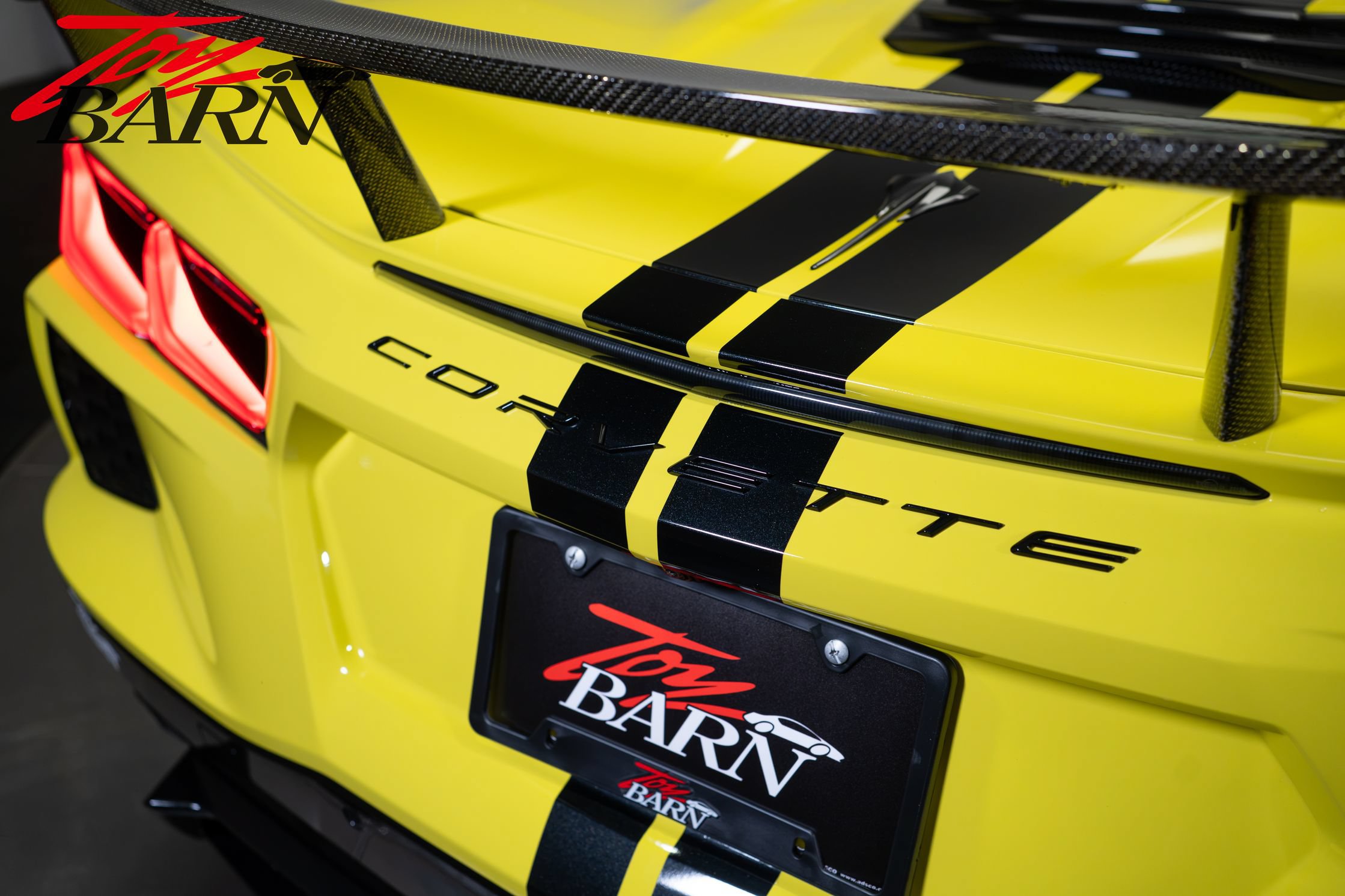 Used 2021 Chevrolet Corvette Stingray Premium Conv w/ Z51 Performance Package RWD image 19