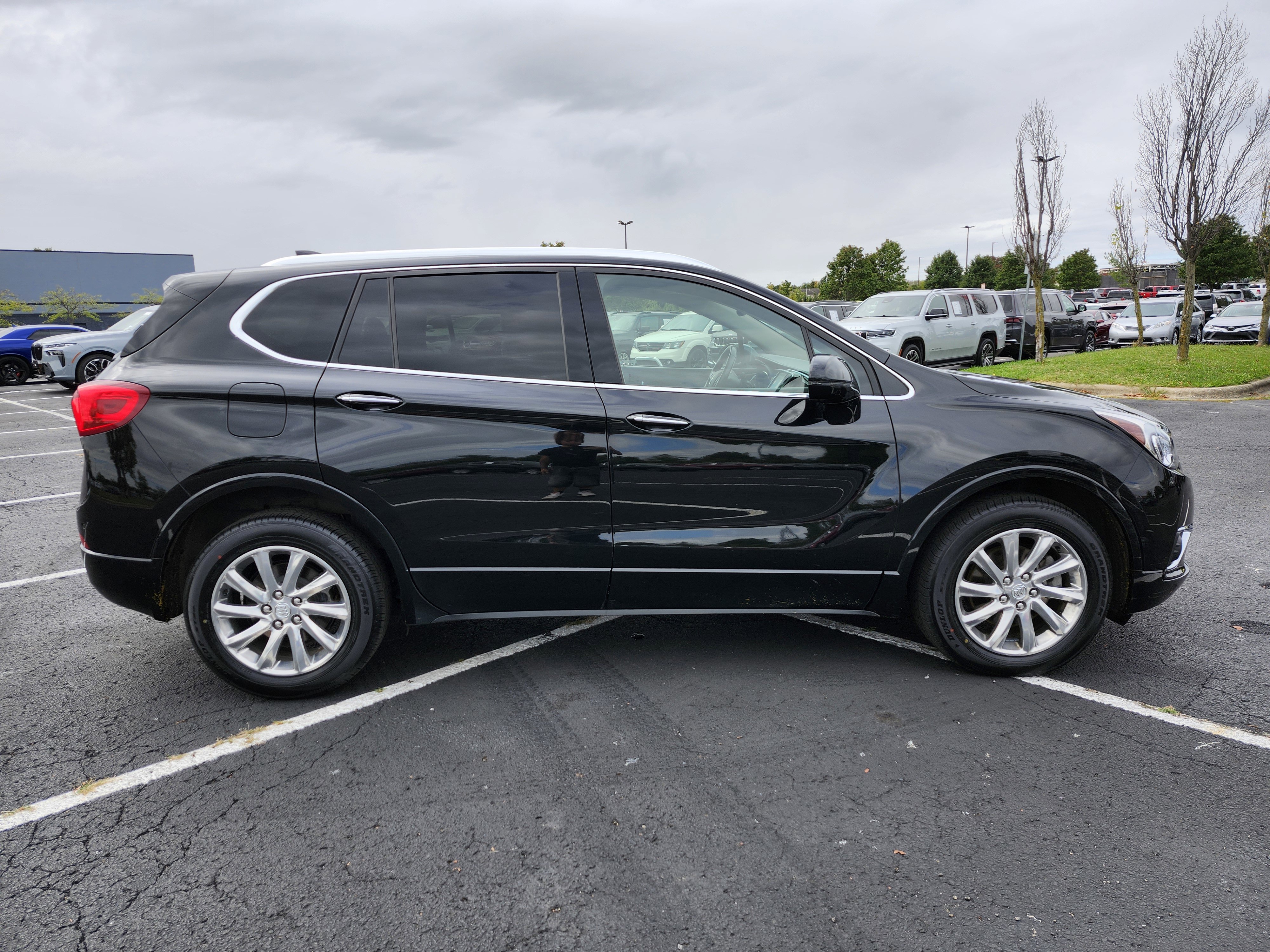 Used 2020 Buick Envision Essence image 11