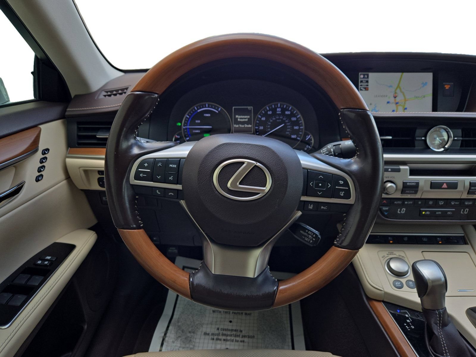 Used 2017 Lexus ES 300h FWD image 22