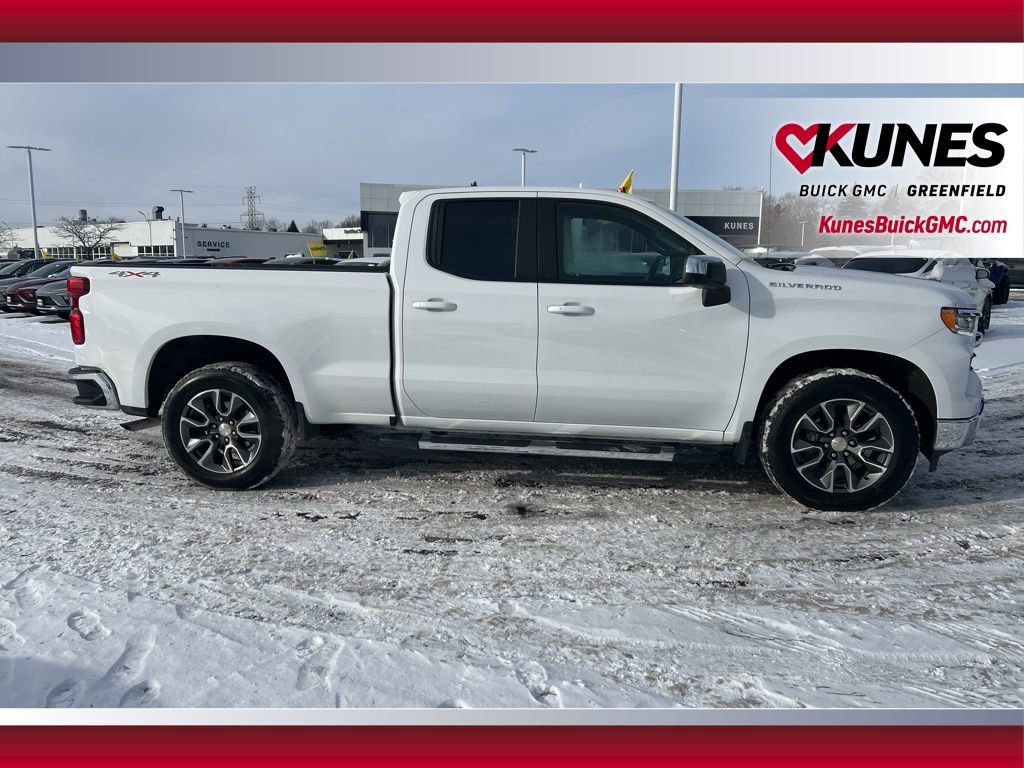 Used 2025 Chevrolet Silverado 1500 LT w/ Leather Package image 4