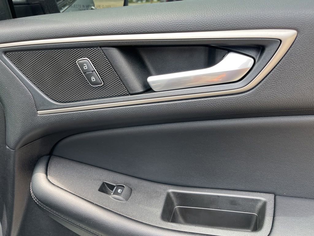 Used 2022 Ford Edge SEL AWD/4WD image 34
