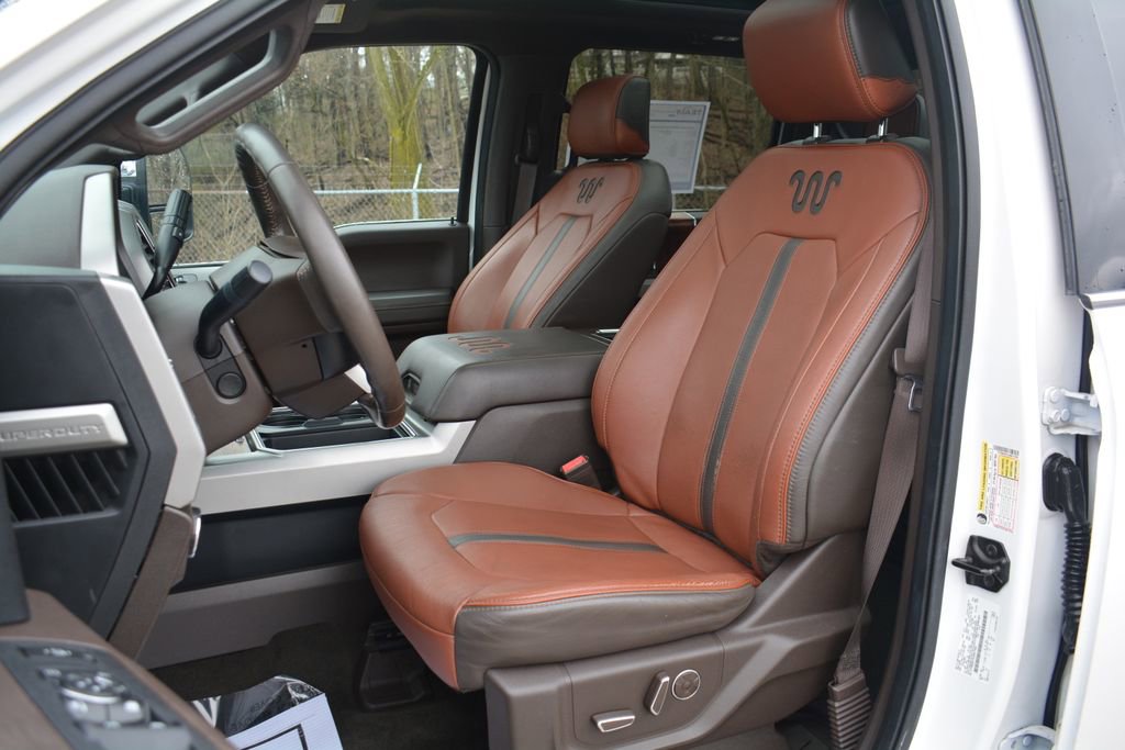 Used 2018 Ford F450 King Ranch w/ King Ranch Ultimate Package AWD/4WD image 9