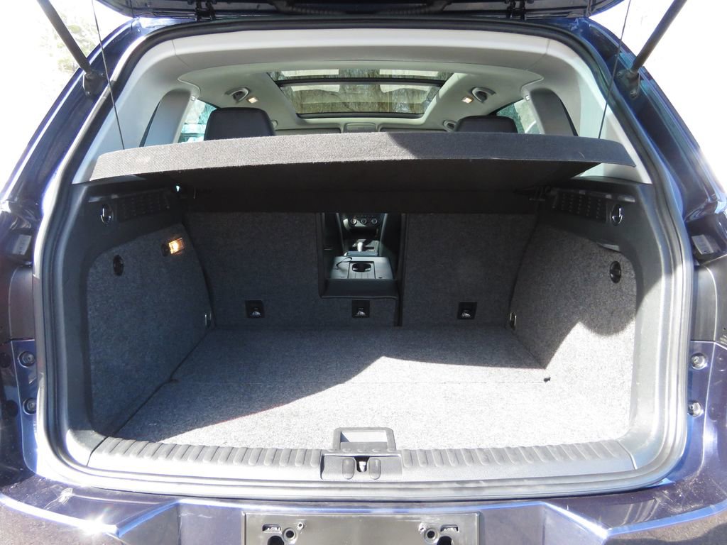 Used 2016 Volkswagen Tiguan SE image 17