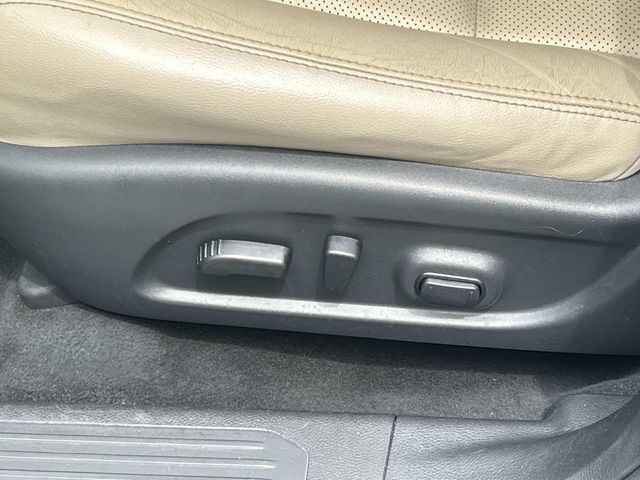 Used 2020 Nissan Murano SL w/ Moonroof Package AWD/4WD image 17