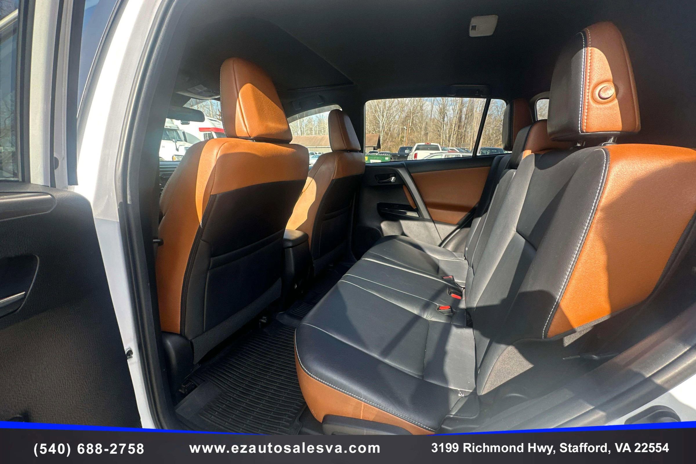 Used 2017 Toyota RAV4 SE image 20