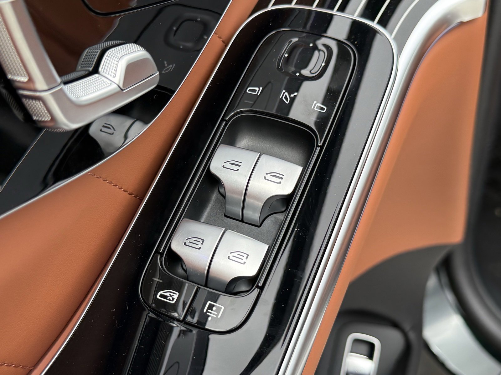 New 2026 Mercedes-Benz S 580 4MATIC Sedan image 17