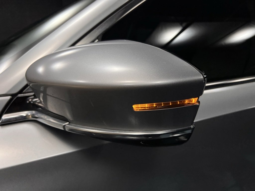 Used 2023 Acura MDX SH-AWD w/ Advance Package image 32