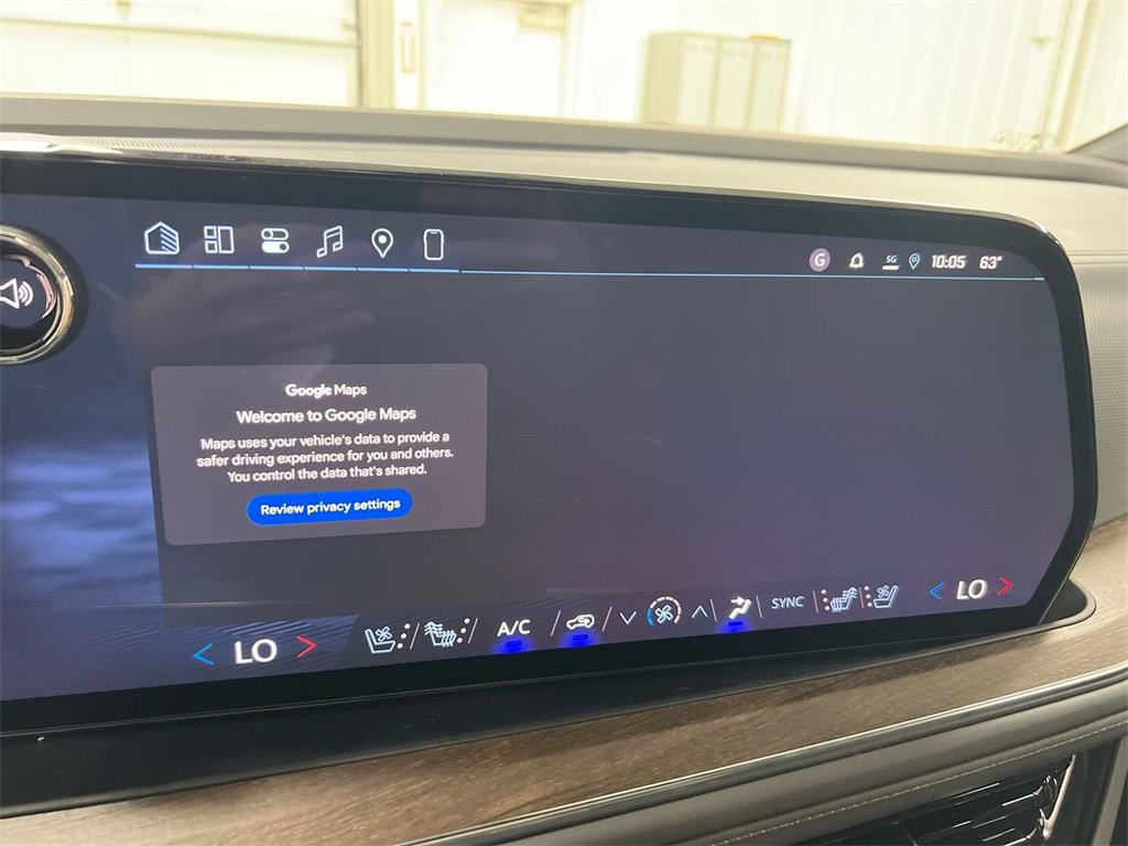 New 2026 Chevrolet Suburban High Country image 14