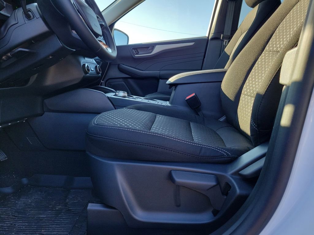 New 2026 Ford Escape Active w/ Cold Weather Package image 17
