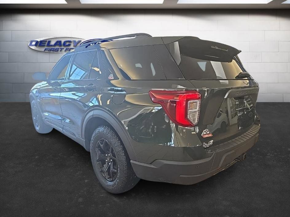 Used 2024 Ford Explorer Timberline image 3