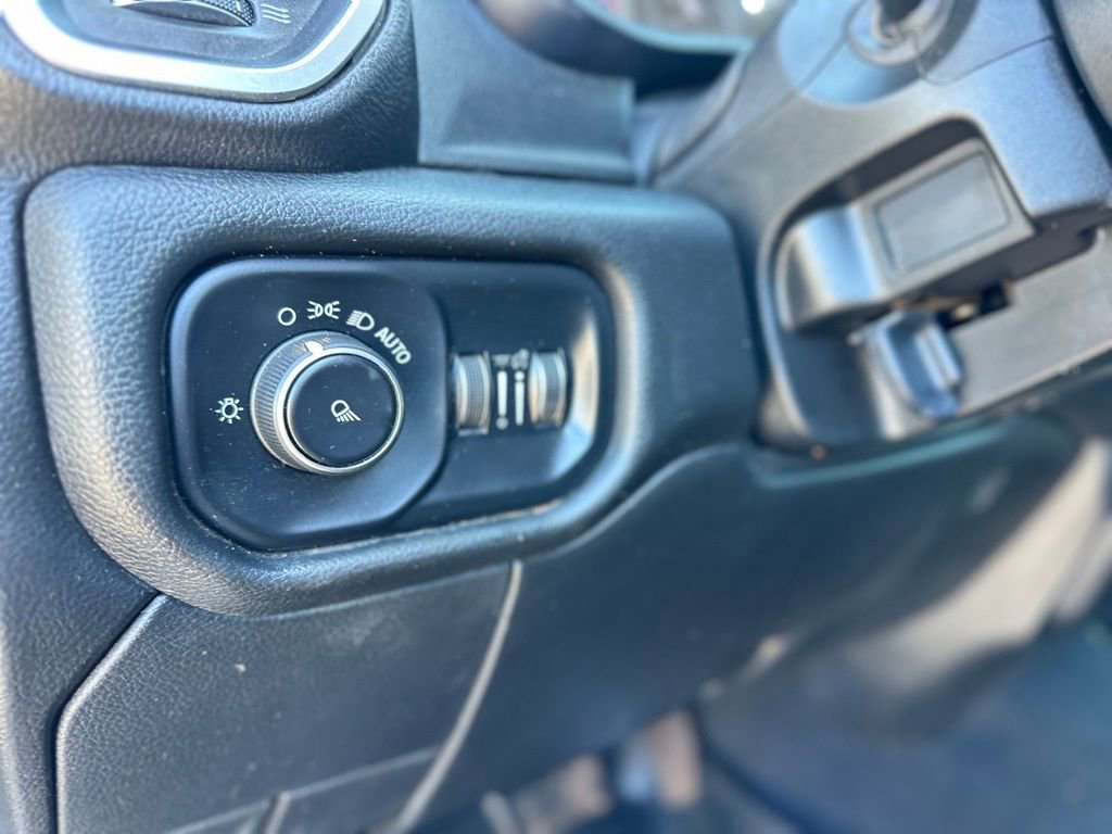 Used 2019 RAM 2500 Big Horn image 18