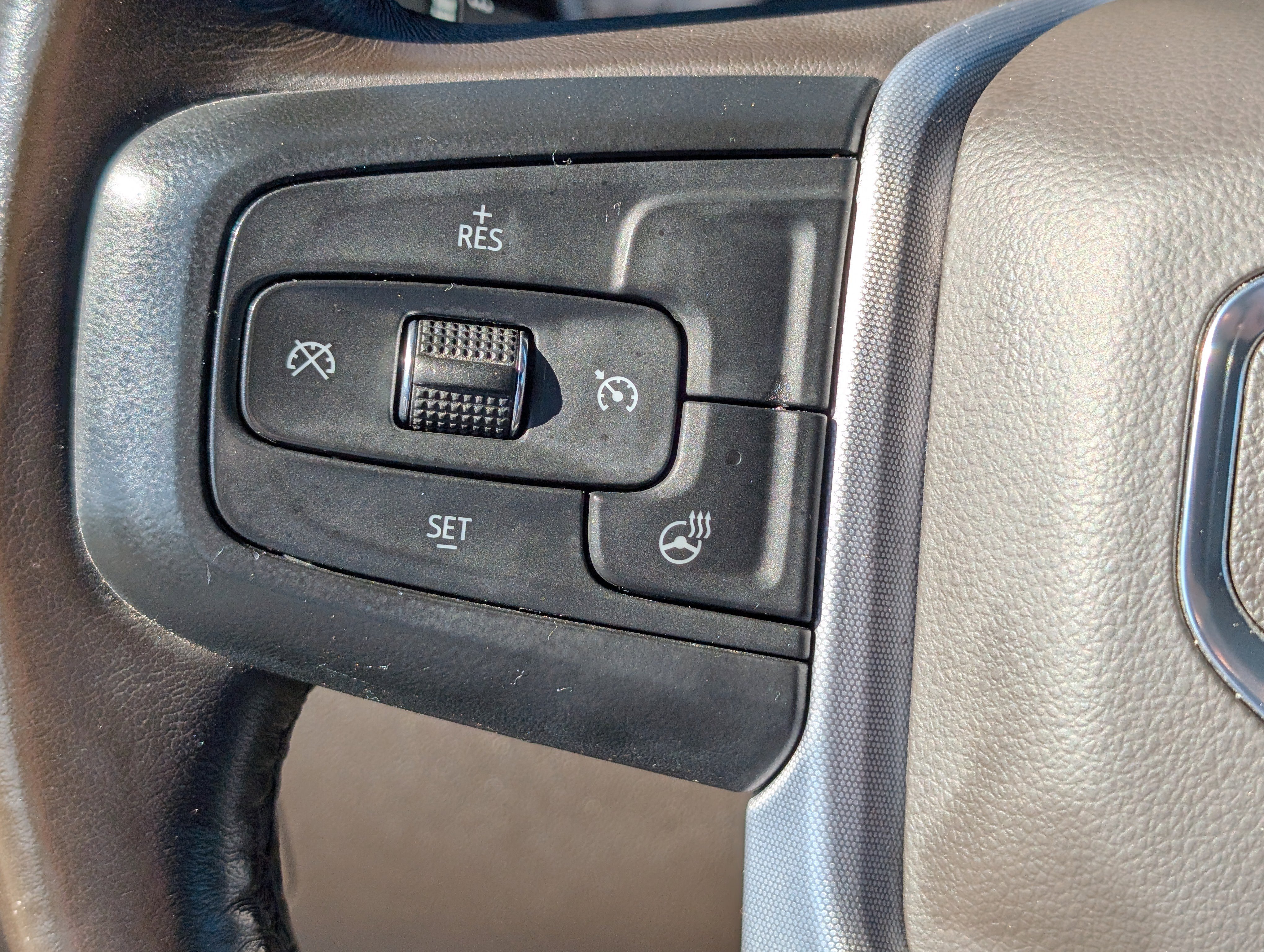 Used 2021 GMC Sierra 1500 SLT w/ X31 Off-Road Package image 19