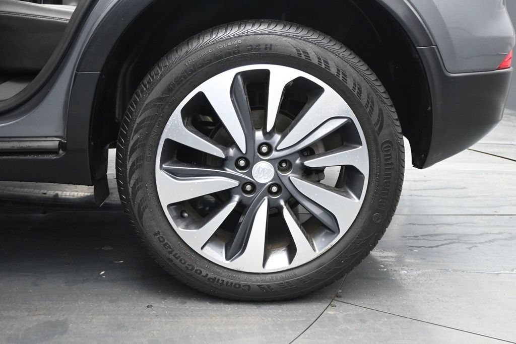 Used 2019 Buick Encore Essence FWD image 24
