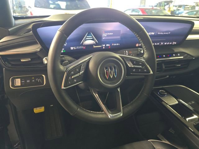 Used 2025 Buick Enclave Preferred image 10