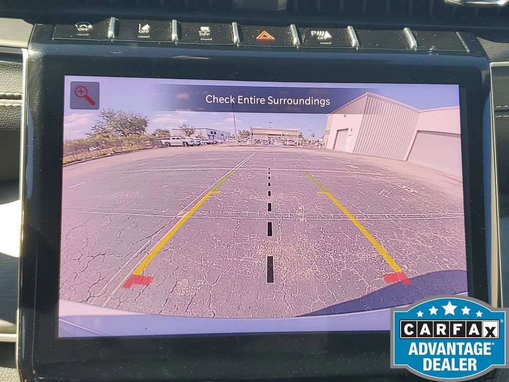 Used 2025 Jeep Grand Cherokee Limited image 32