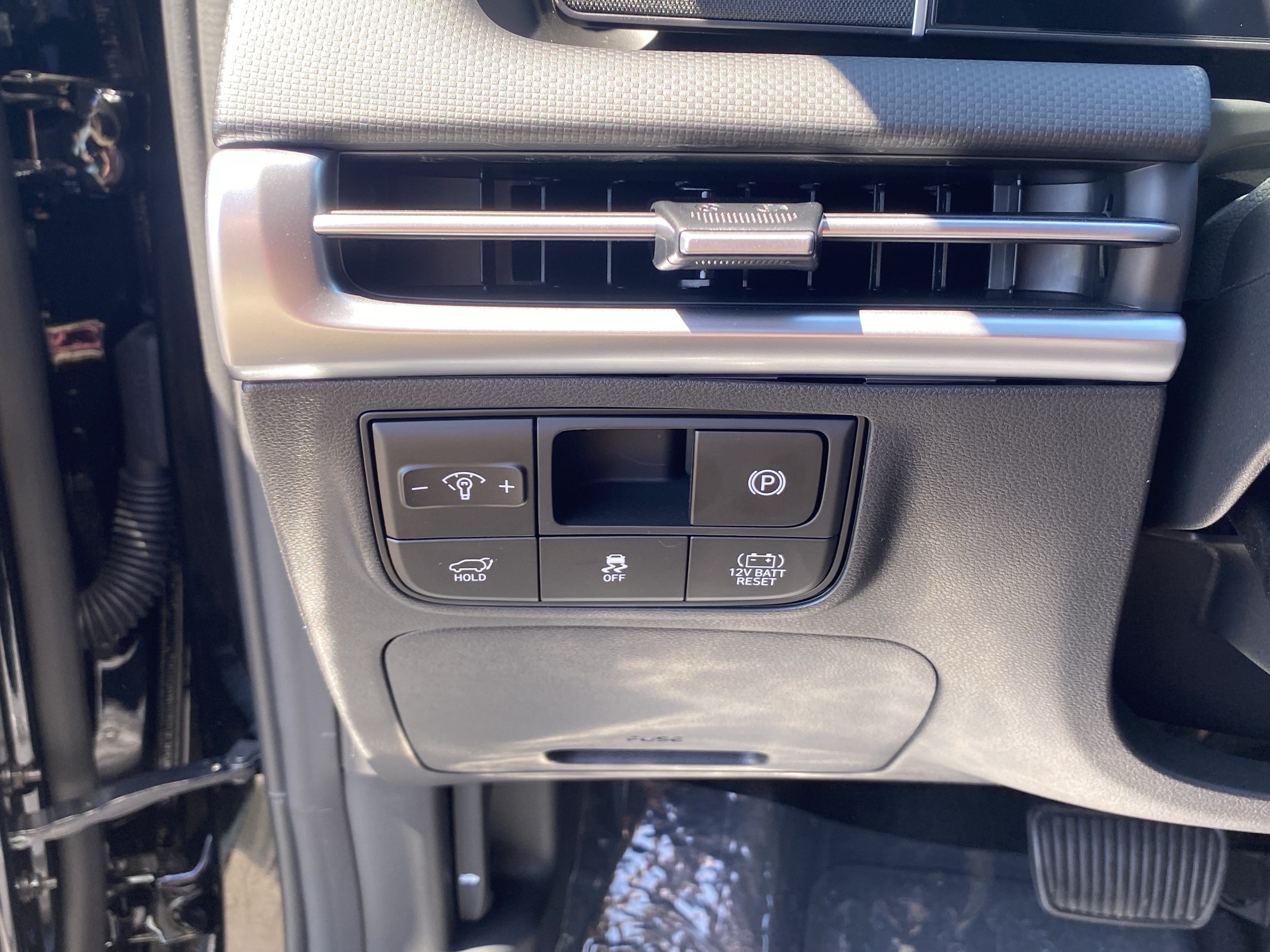 Certified 2025 Hyundai Tucson Blue AWD/4WD image 25
