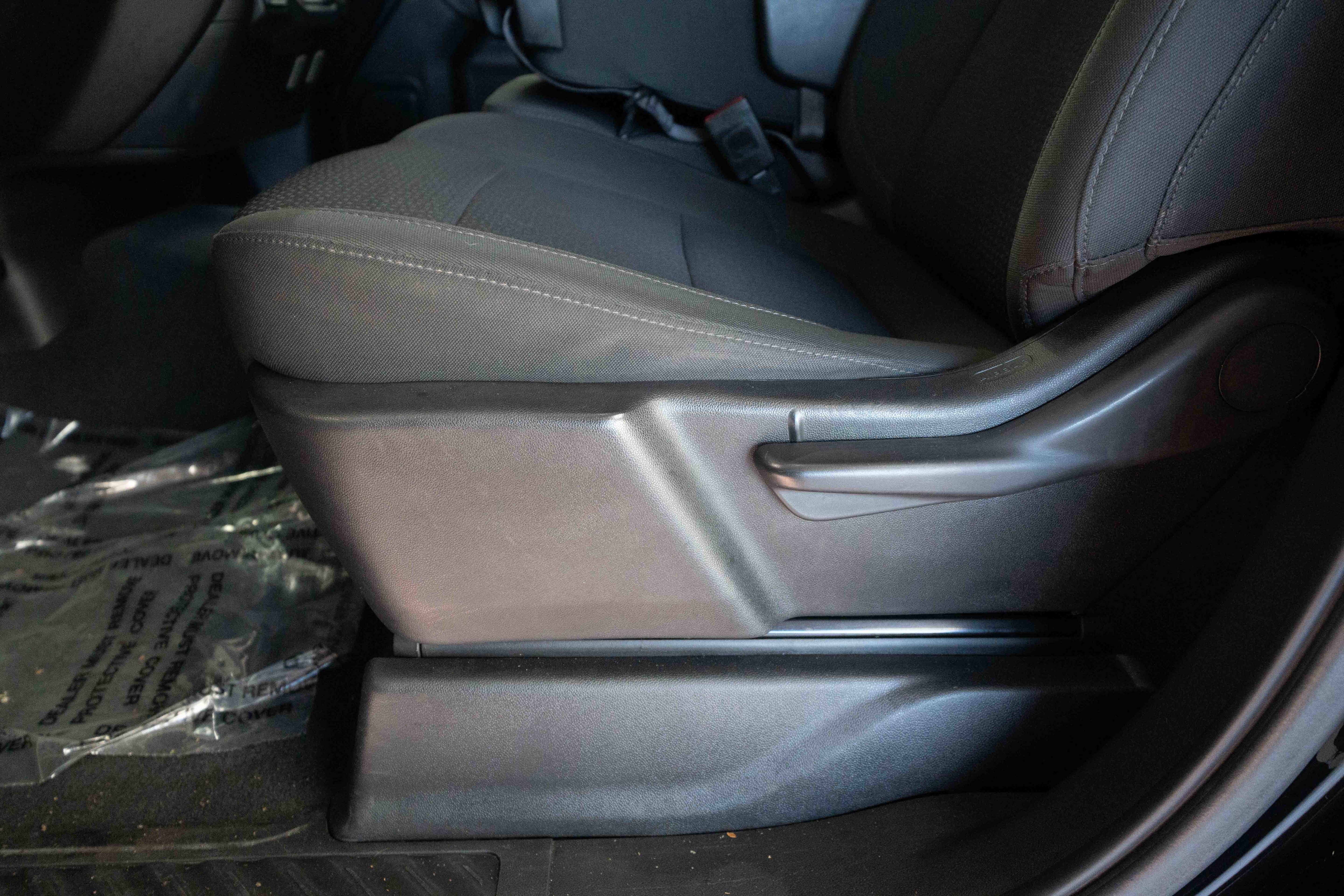 Used 2021 Chevrolet Silverado 2500 Custom w/ Custom Value Package image 12