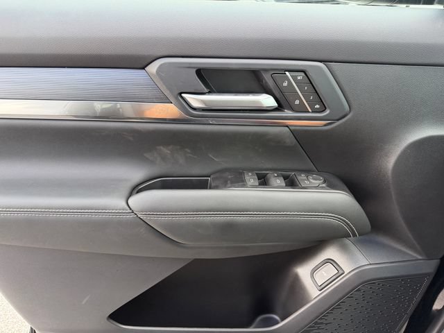 New 2027 GMC Terrain Elevation w/ Elevation Premium Package FWD image 22