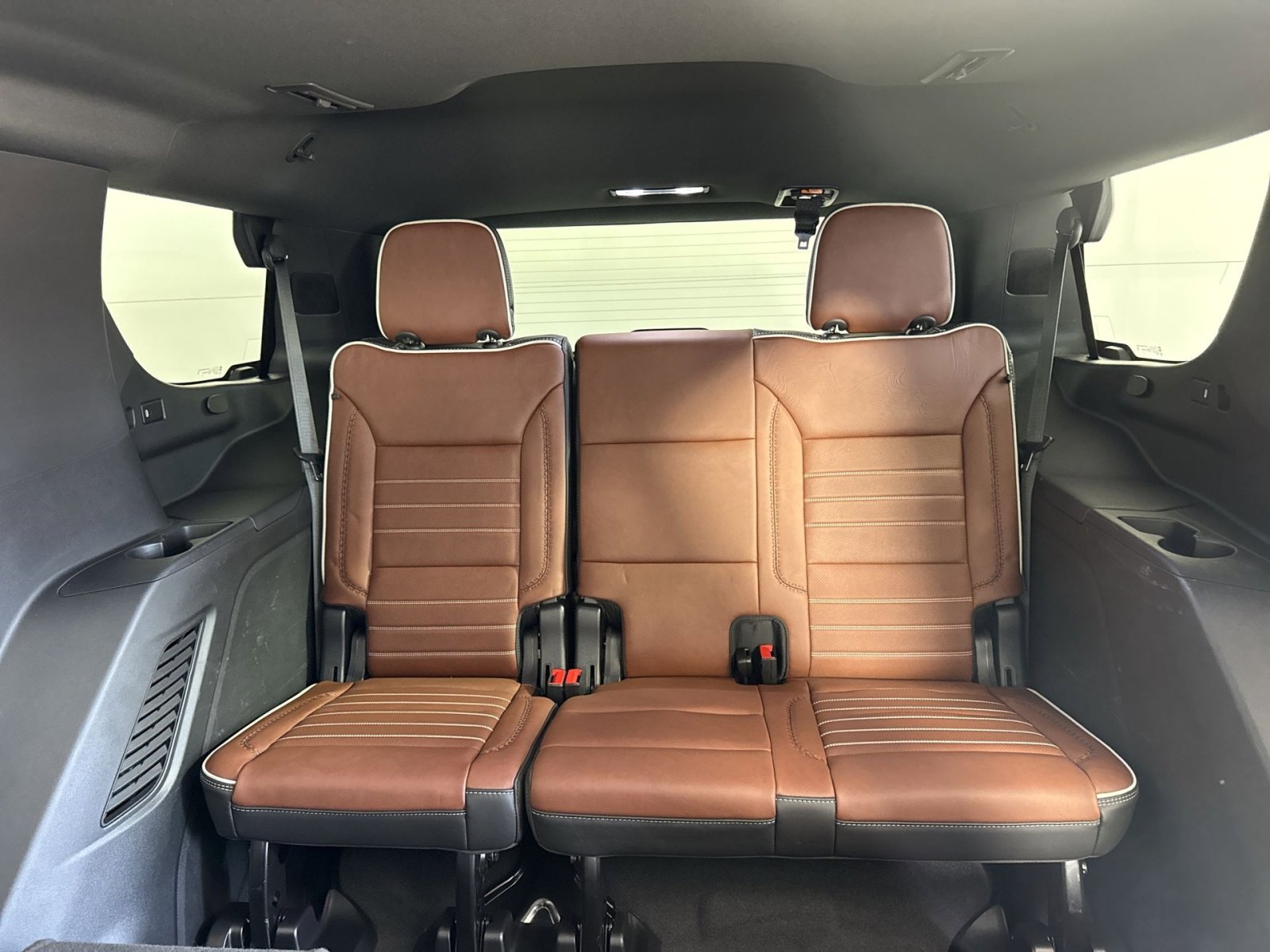 Used 2024 GMC Yukon Denali Ultimate image 26