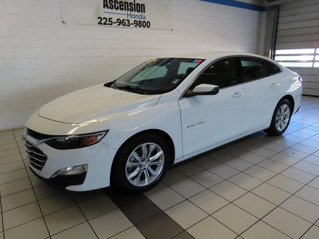 Used 2023 Chevrolet Malibu LT image 2
