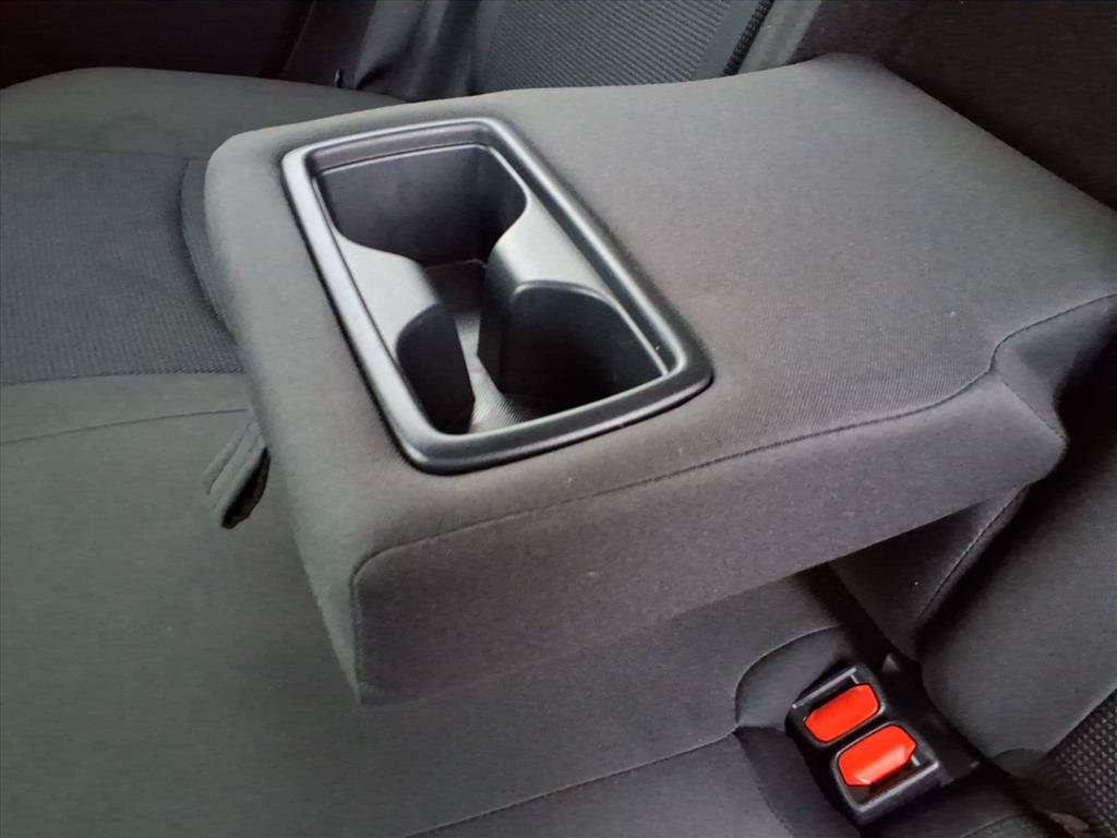 Used 2025 Toyota RAV4 LE AWD/4WD image 17