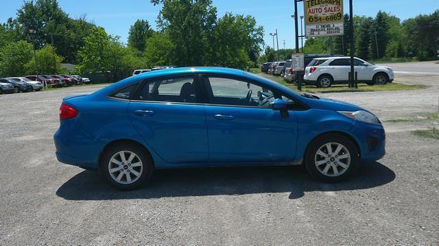 Used 2012 Ford Fiesta SE FWD image 7