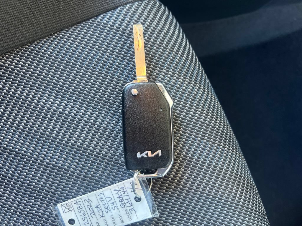 Certified 2023 Kia Seltos LX AWD/4WD image 26