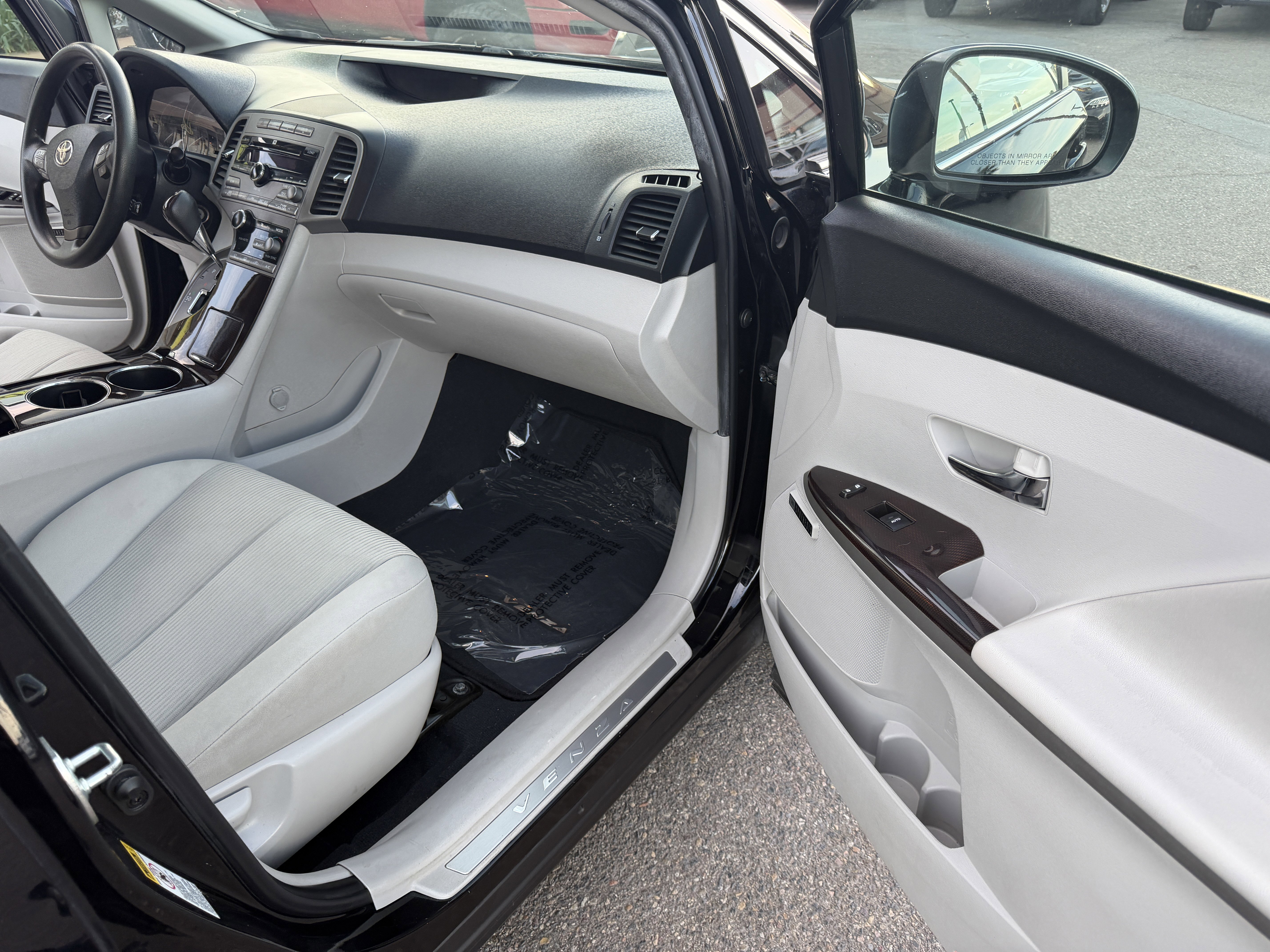 Used 2009 Toyota Venza image 13