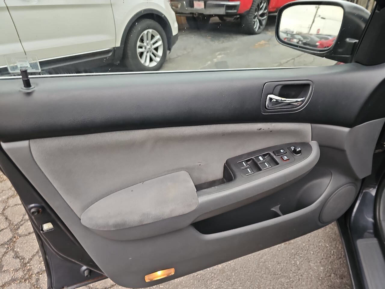 Used 2007 Honda Accord SE image 8