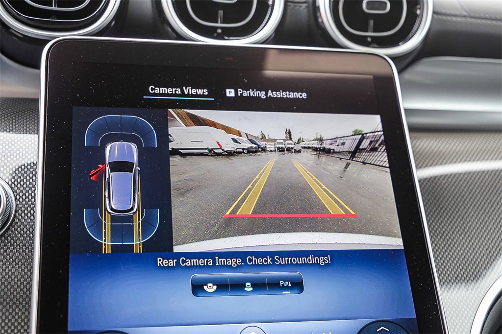 Used 2024 Mercedes-Benz GLC 43 AMG 4MATIC image 30