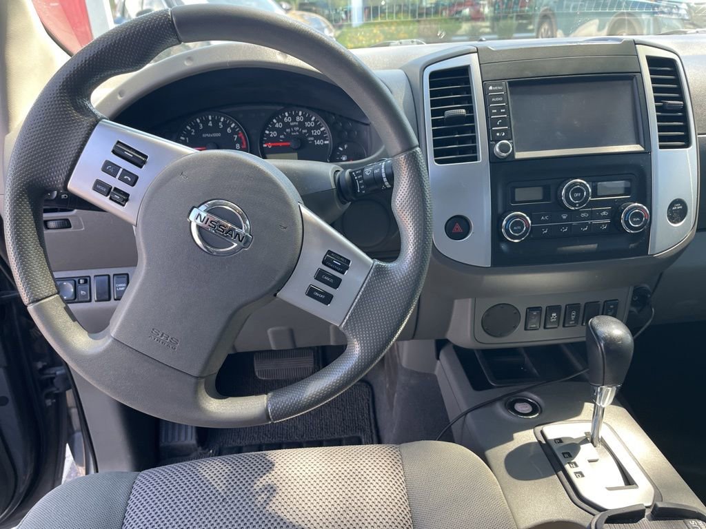 Used 2020 Nissan Frontier SV w/ Midnight Edition Floor Mats image 8