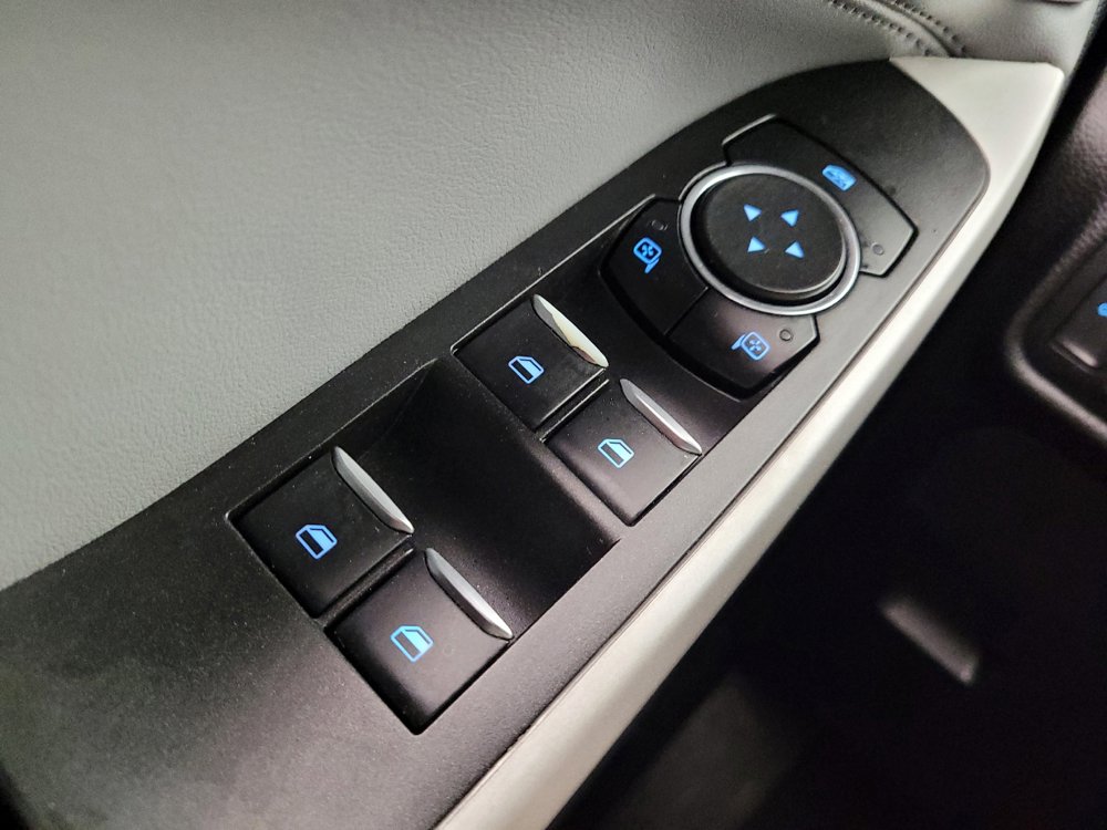 Used 2022 Ford Explorer XLT w/ Equipment Group 202A RWD image 27