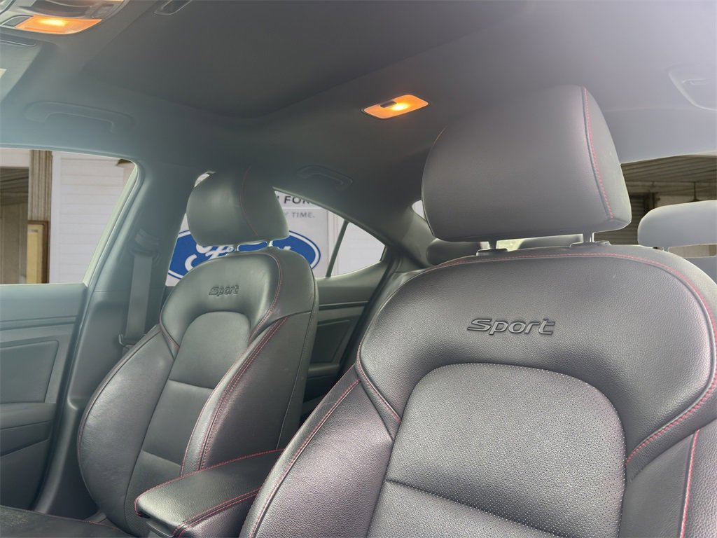 Used 2018 Hyundai Elantra Sport image 16