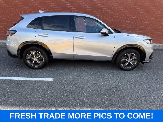 Certified 2024 Honda HR-V EX-L image 1