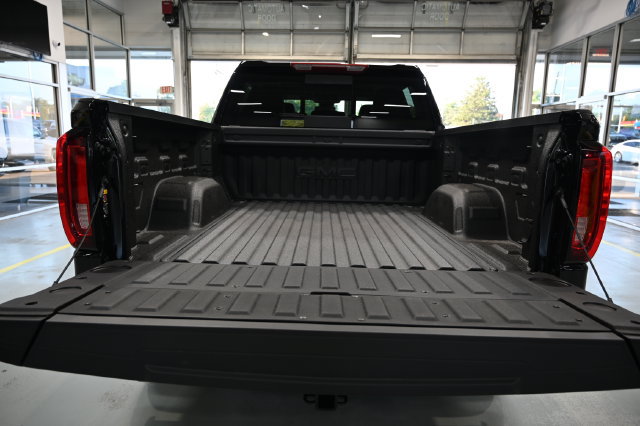 New 2026 GMC Sierra 1500 SLT w/ SLT Premium Plus Package AWD/4WD image 8