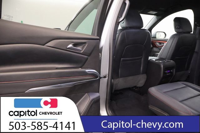 Used 2025 Chevrolet Traverse Z71 AWD/4WD image 30