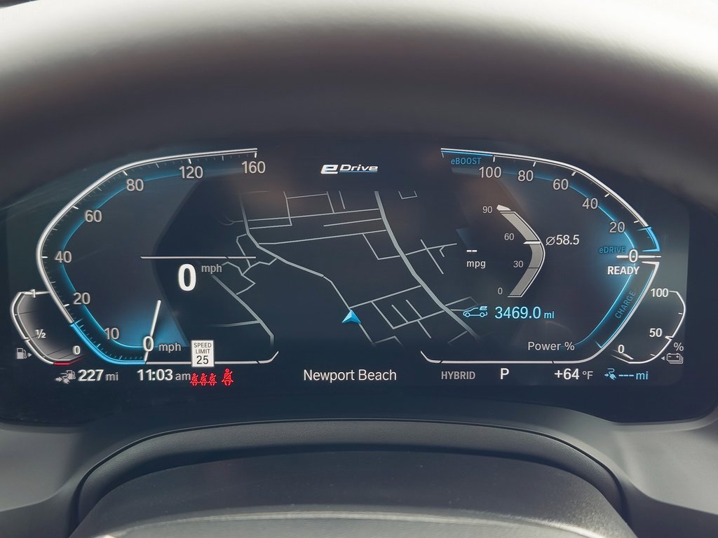 Used 2022 BMW 330e w/ Driving Assistance Package image 18