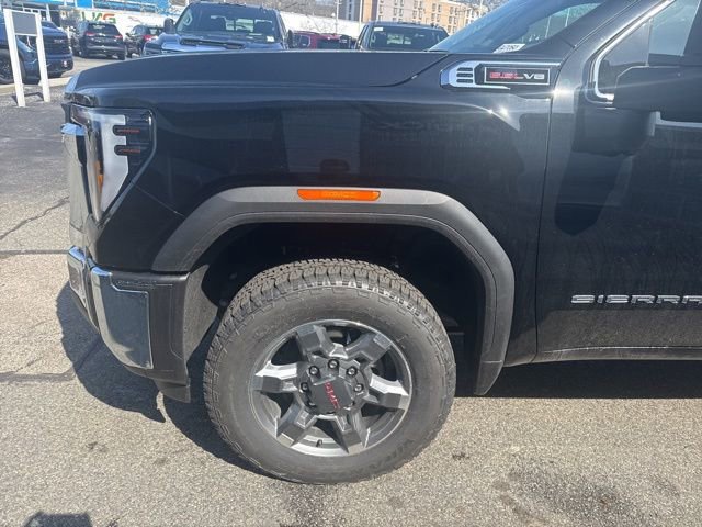 New 2026 GMC Sierra 2500 SLE image 4