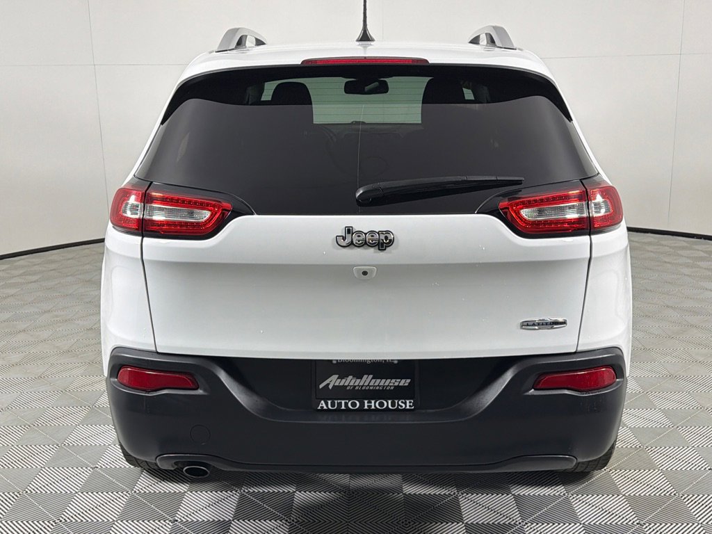 Used 2018 Jeep Cherokee Latitude w/ Cold Weather Group image 6