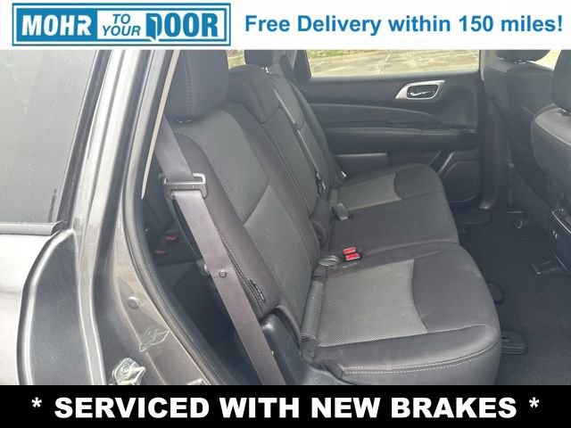 Used 2020 Nissan Pathfinder SV image 27