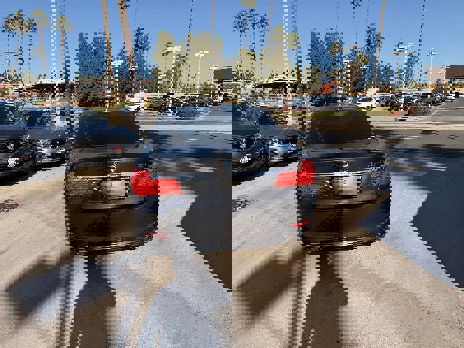 Used 2012 BMW 750Li image 4