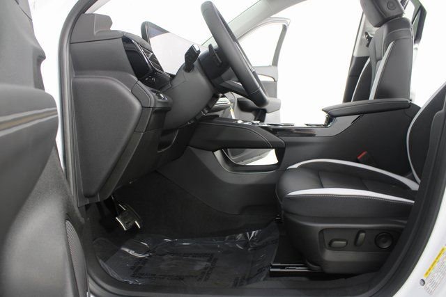 New 2026 Buick Envision Sport Touring image 18